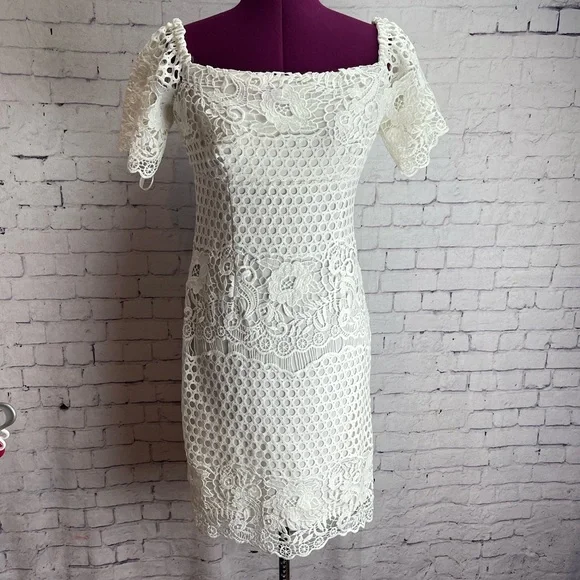 Lauren Ralph Lauren | Dresses | Lauren Ralph Lauren Size 4 White Ivory Cream Lace Dress | Poshmark Lauren Ralph Lauren | Dresses | Lauren Ralph Lauren Size 4 White Ivory Cream Lace Dress | Poshmark